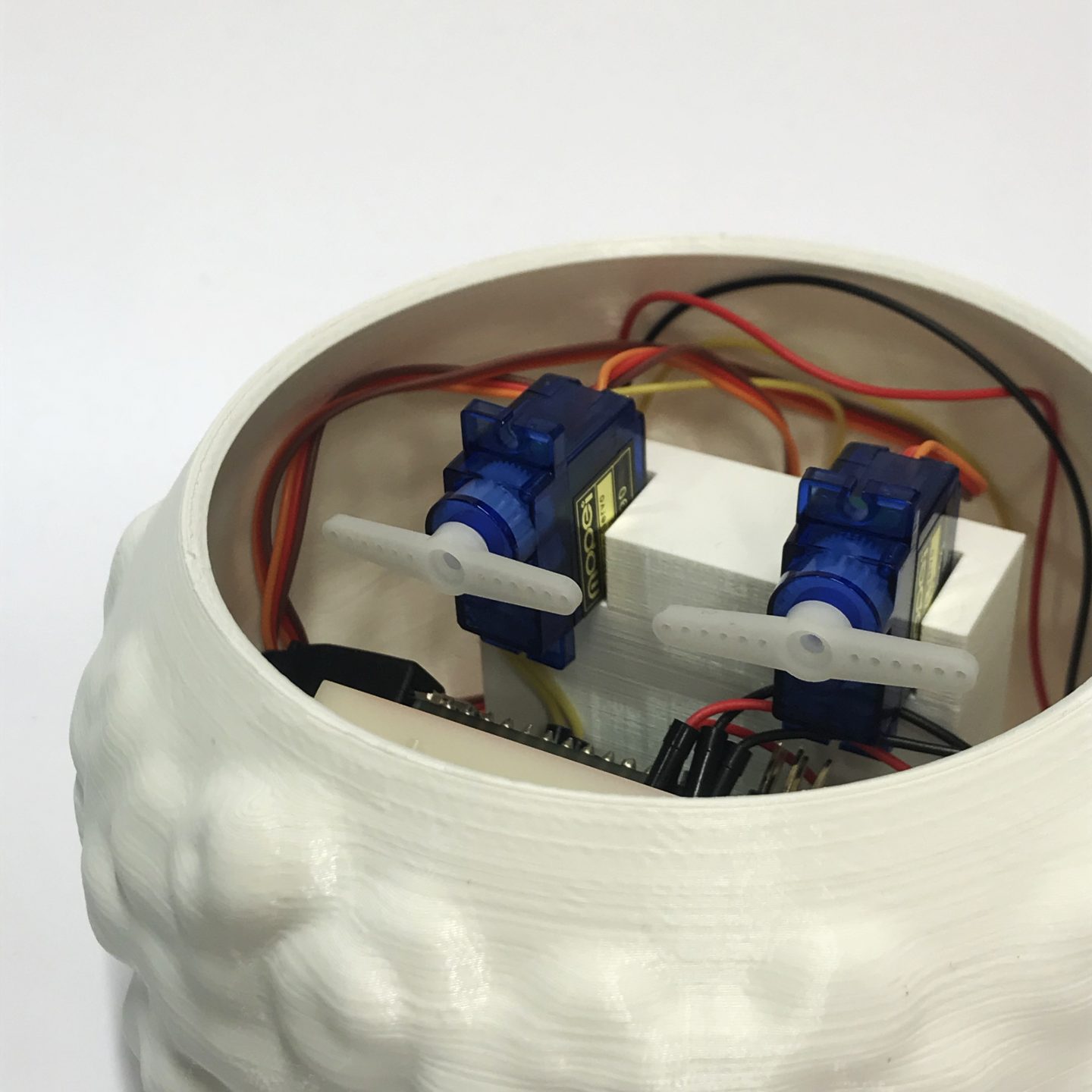 Skin Crawling Device